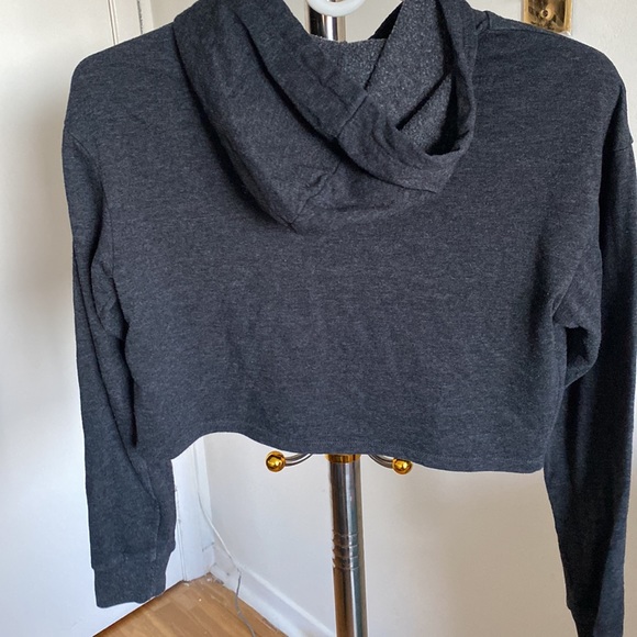 H&M ladies crop hoodie - Picture 3 of 6